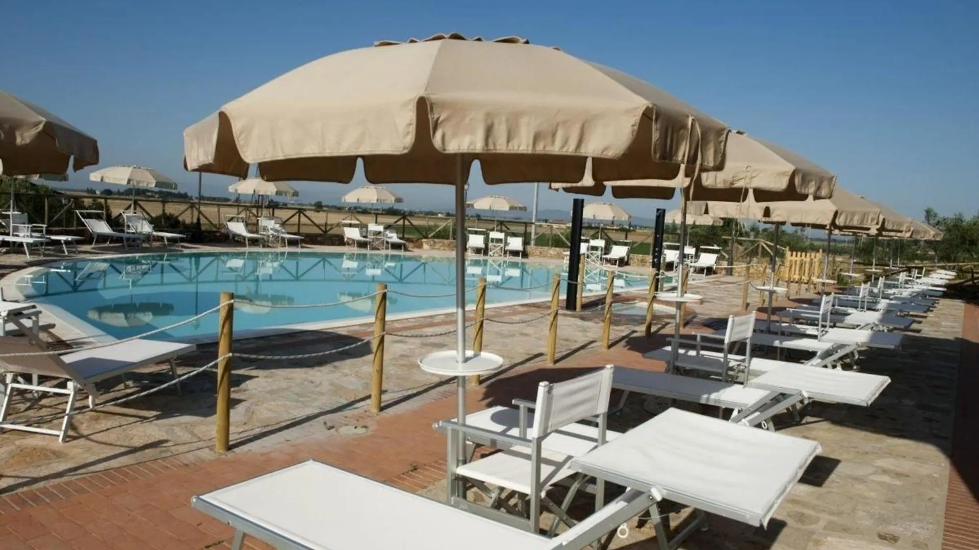 Superior Drei-Zimmer-Wohnung Mit Garten Und Pavillon Campiglia Marittima