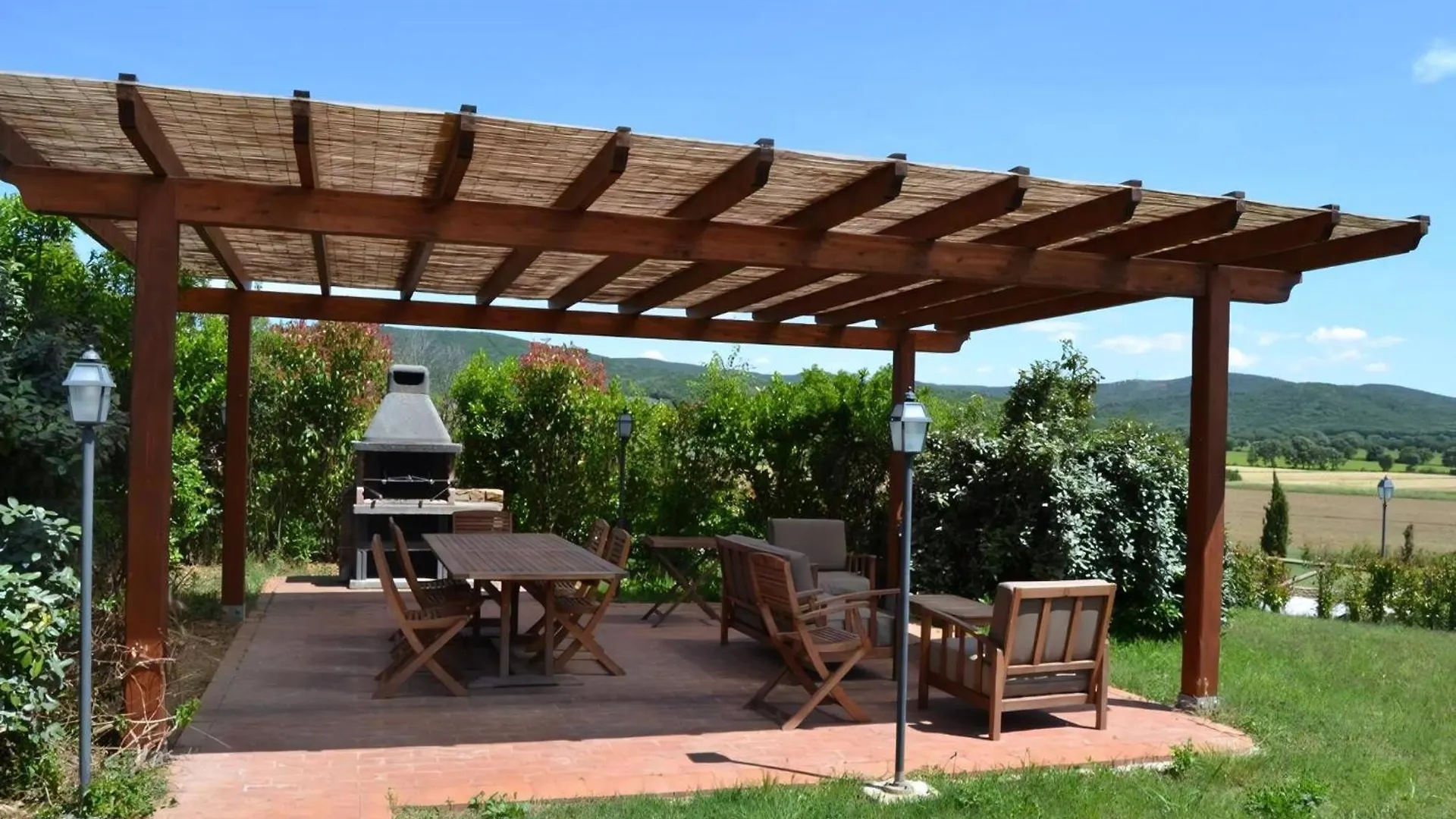 Superior Drei-Zimmer-Wohnung Mit Garten Und Pavillon Campiglia Marittima