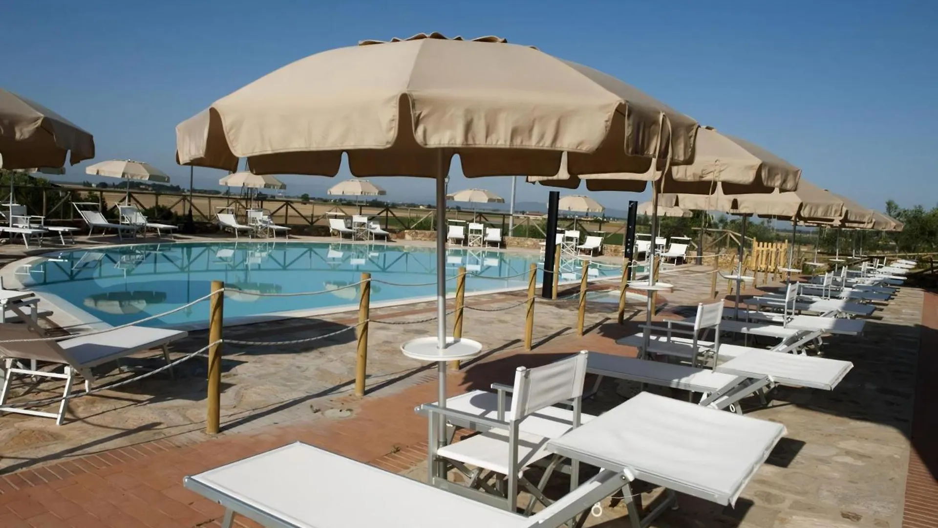 Superior Drei-Zimmer-Wohnung Mit Garten Und Pavillon Campiglia Marittima Italy